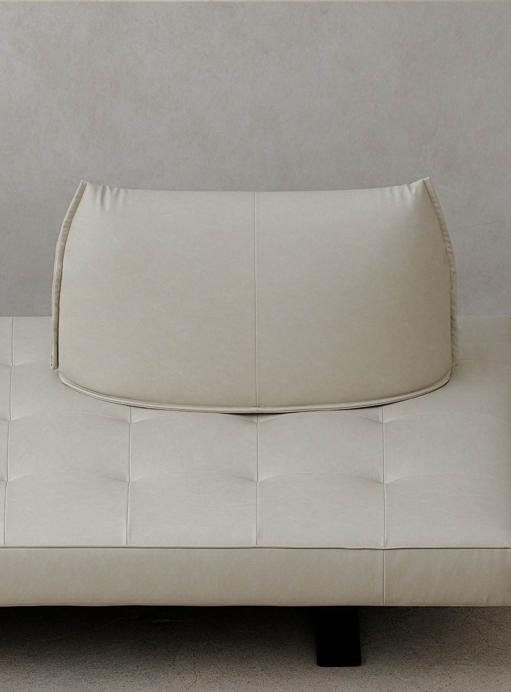 무니토 - ALTER CUSHION | Artificial Leather