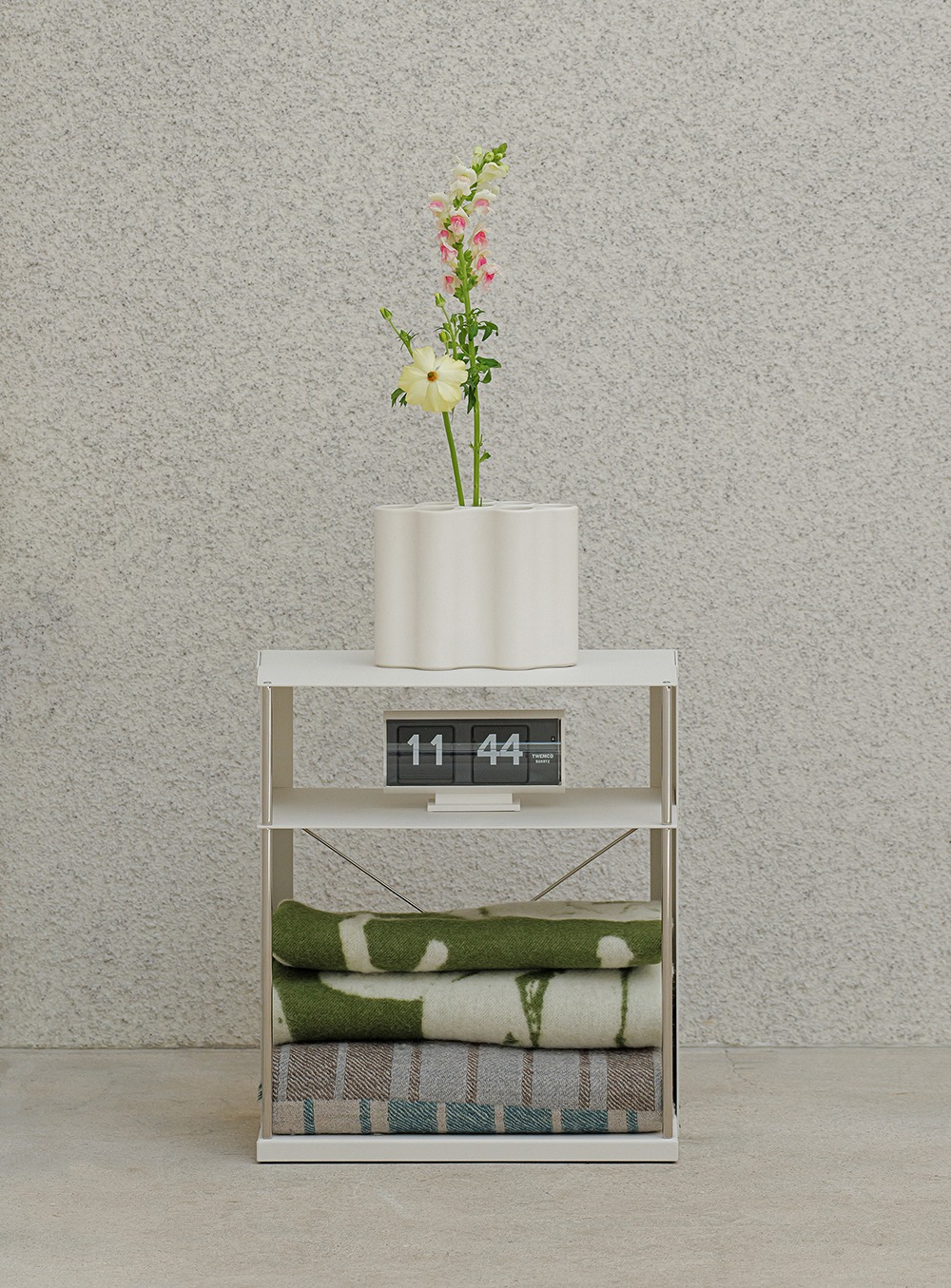 바이헤이데이 - Column Shelf | 1X2