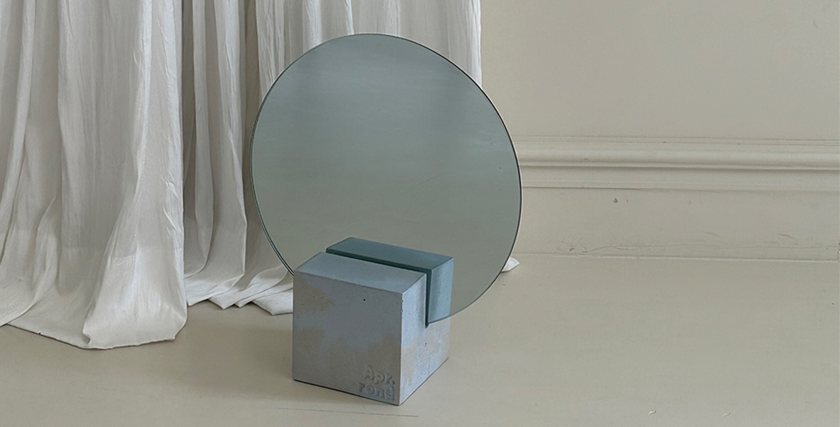 CONCRET square mirror