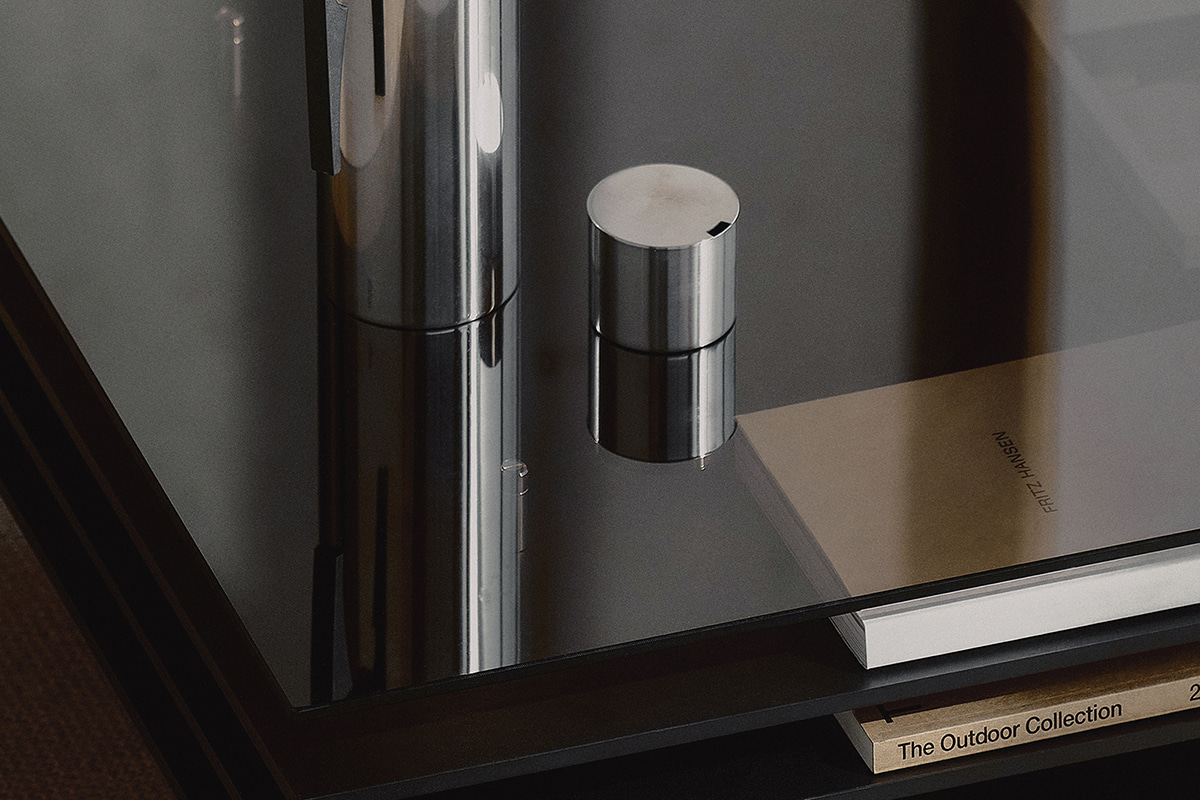 바이헤이데이 PILOTI SOFA TABLE