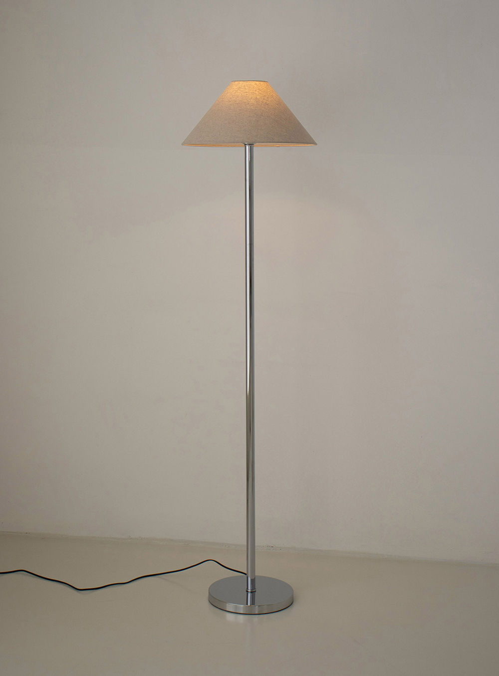 Bold Floor Lamp Chrome