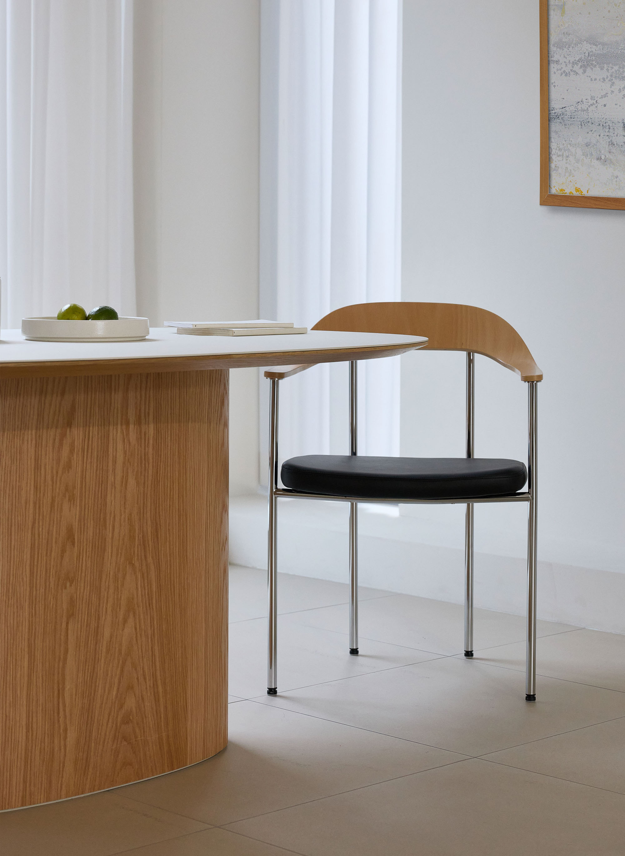 잭슨 Note Dining Chair