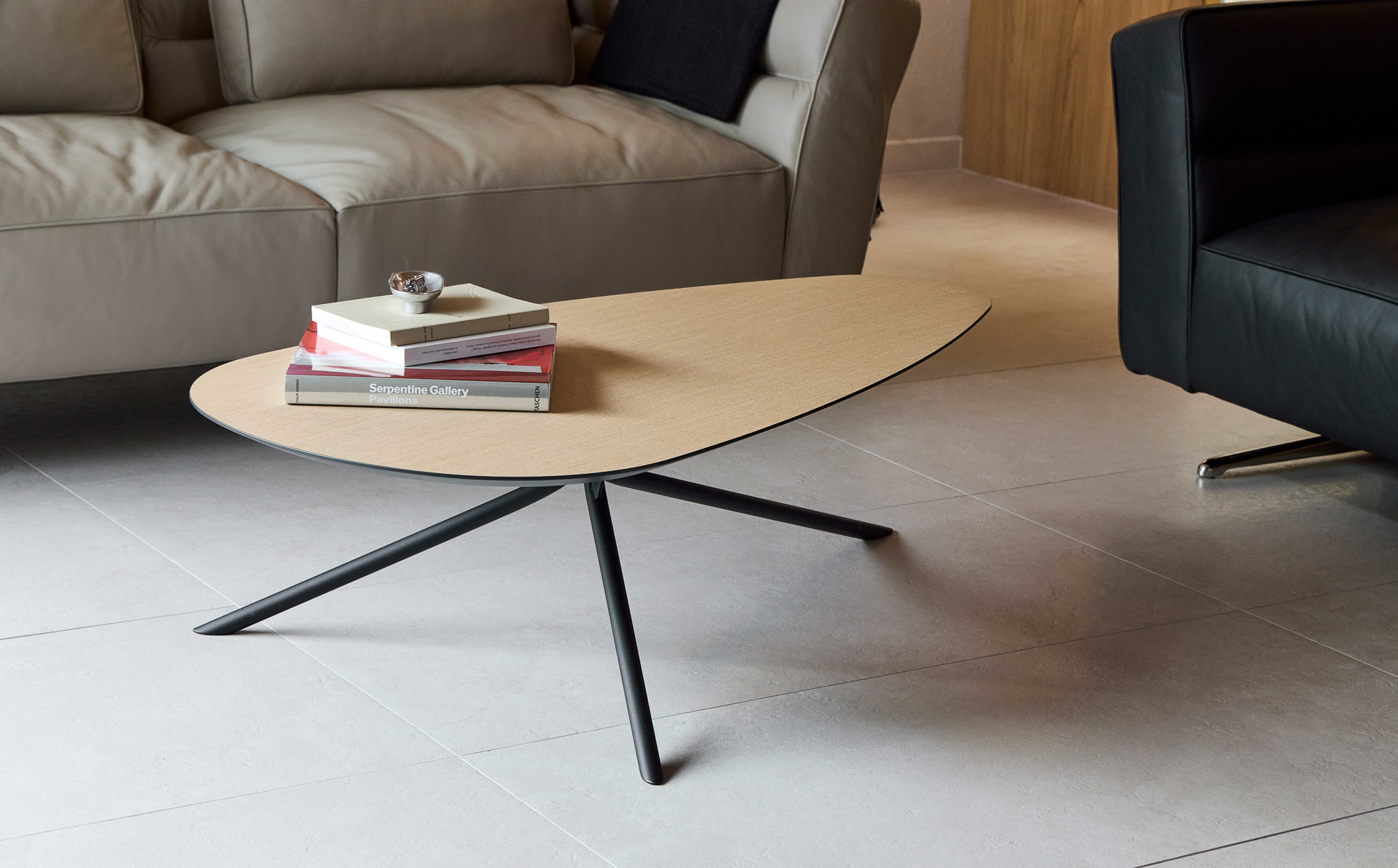 Trépied Sofa Table