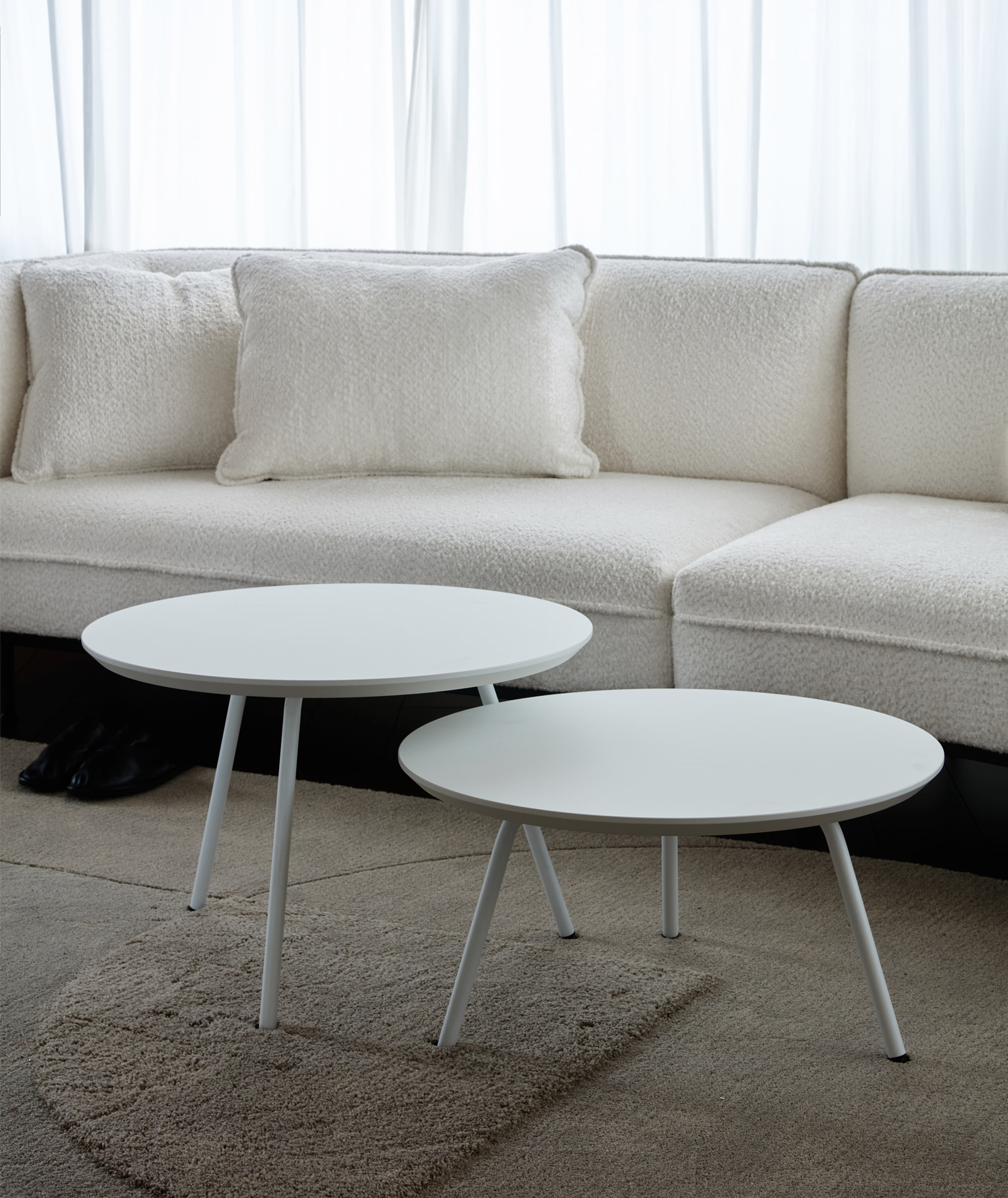 Tres Sofa Table