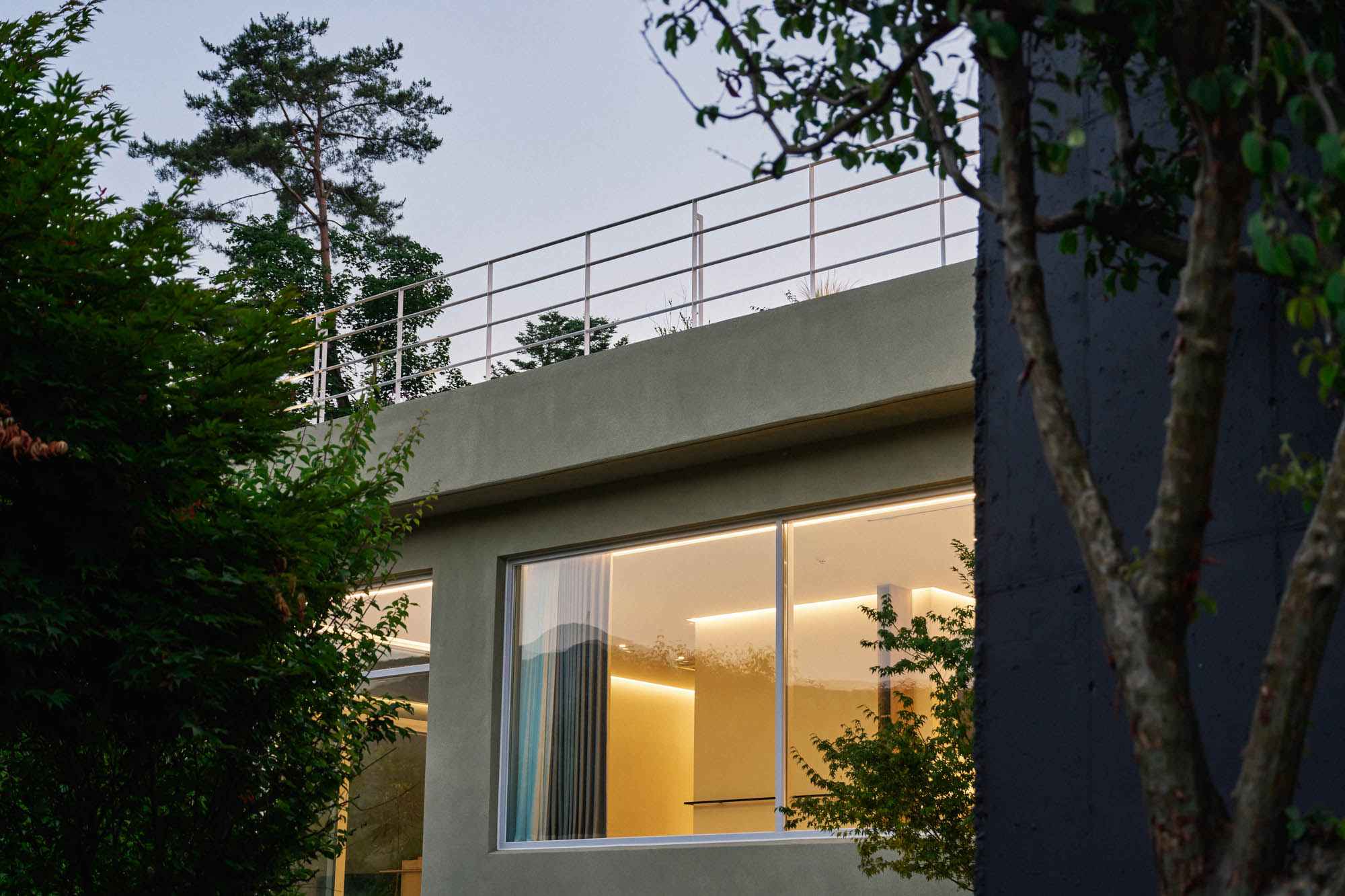 산온 잔등 아래동