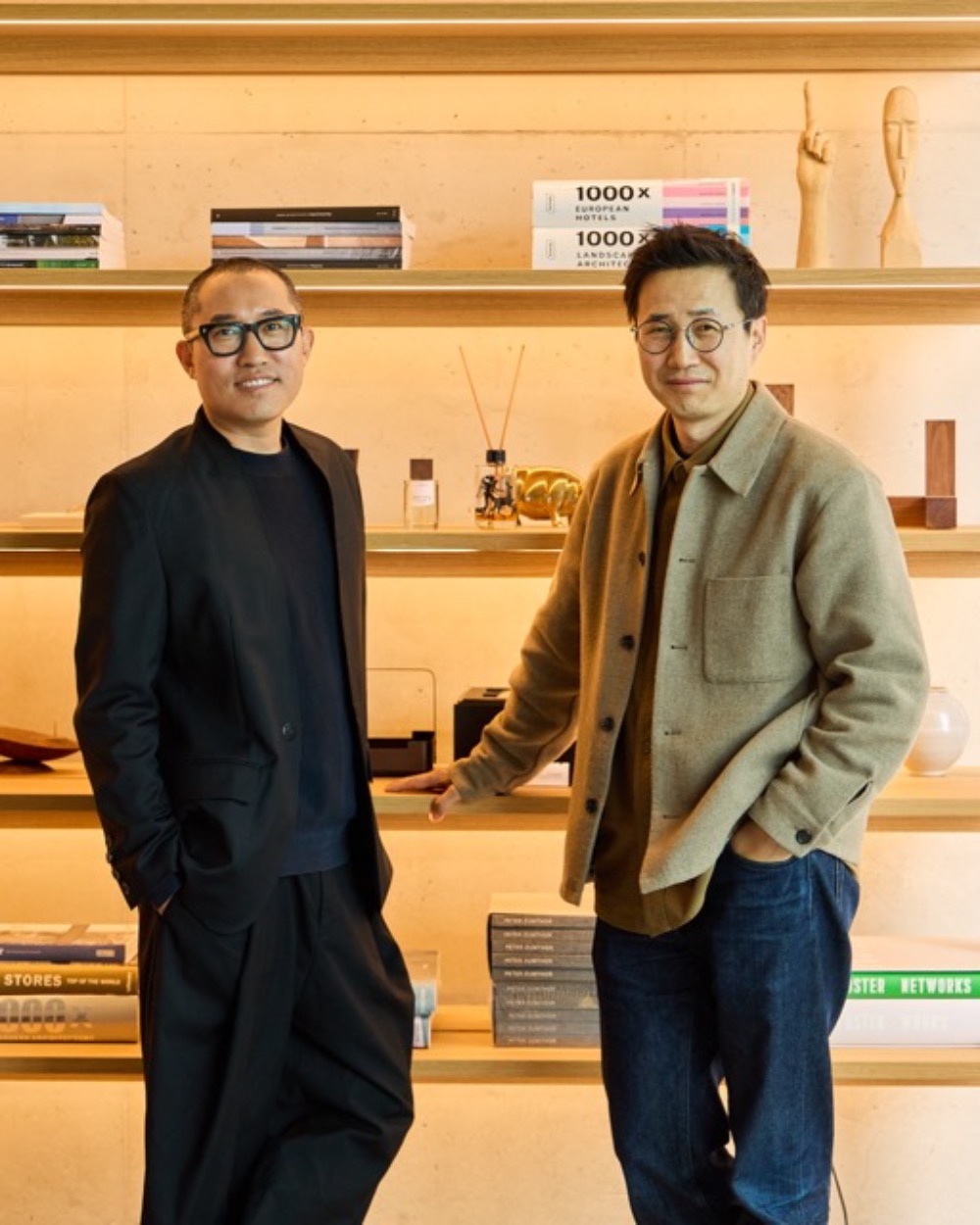 THE MAKERS | 삶의 완벽한 배경이 되는 의자, 라운드비체어