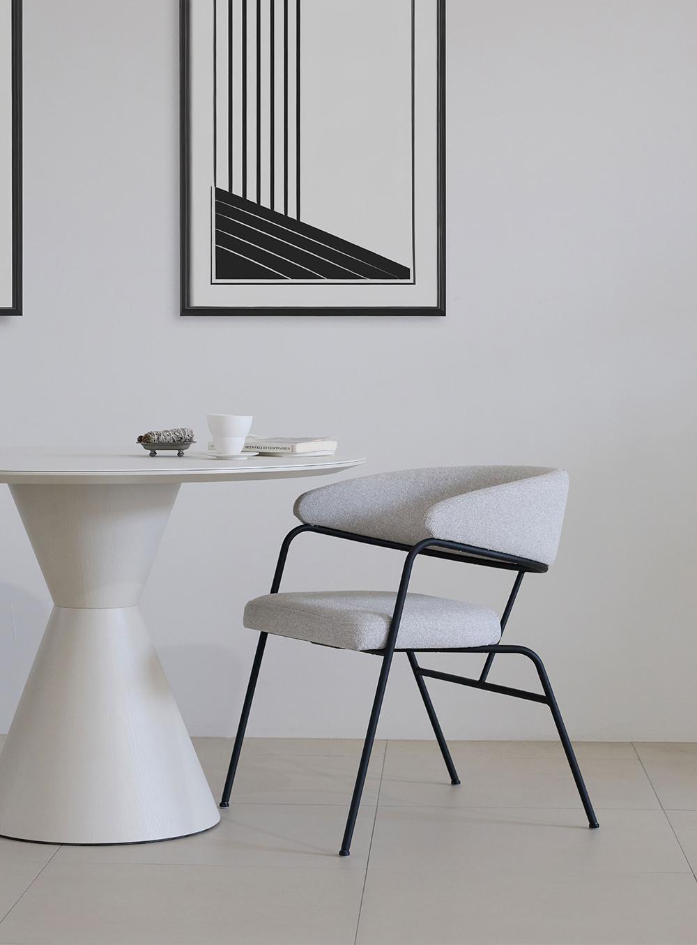 Non ArmChair
