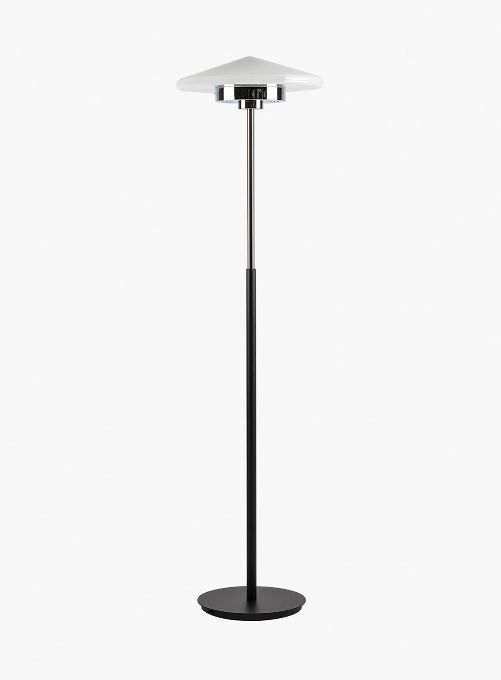 잭슨카멜레온 - Cone Floor Lamp l 2205-L01