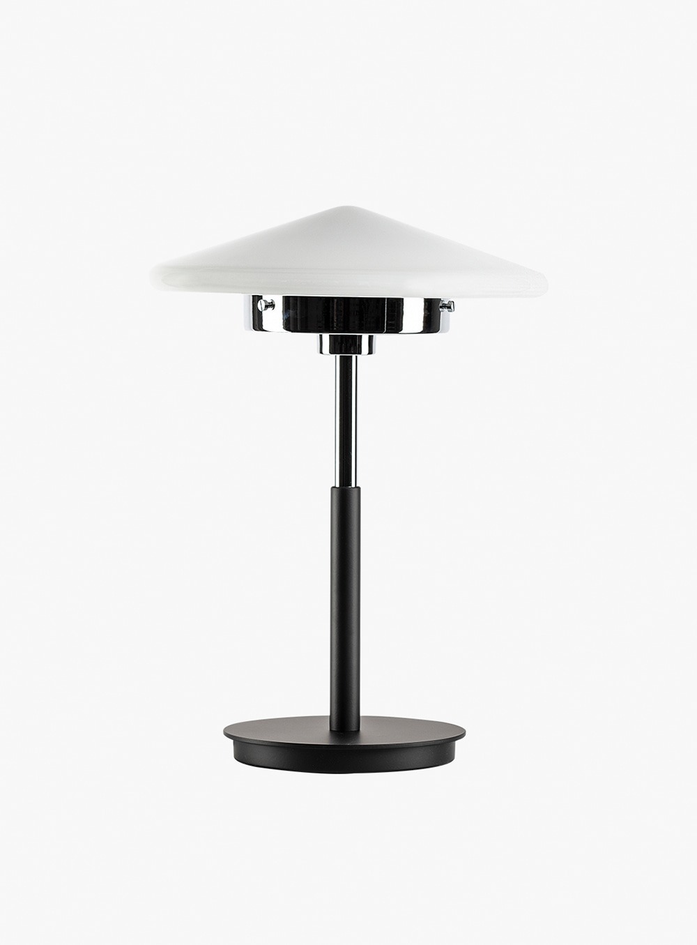 잭슨카멜레온 - Cone Table Lamp